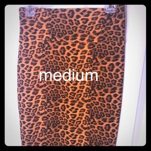 Leopard print skirt stretchy